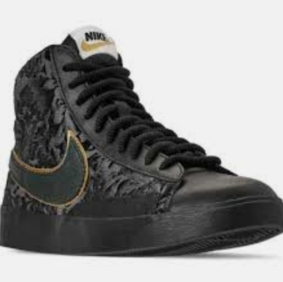 Nike Shoes - NEW NIKE BLAZER High Tops 7.5